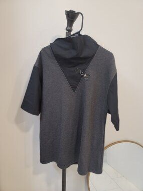 NY 77 Design Off Shoulder Black Metallic Silver Knit Top Size 4 / XL